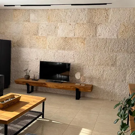 Onar Luxury Apartment Néa Péramos