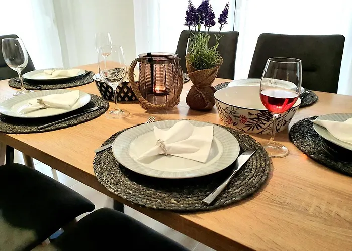 Onar Luxury * Néa Péramos